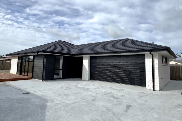 Photo of property in 56 Hoffman Street, Hokitika, 7810