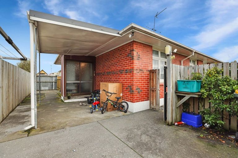 Photo of property in 71 Mcmurdo Street, Tinwald, Ashburton, 7700
