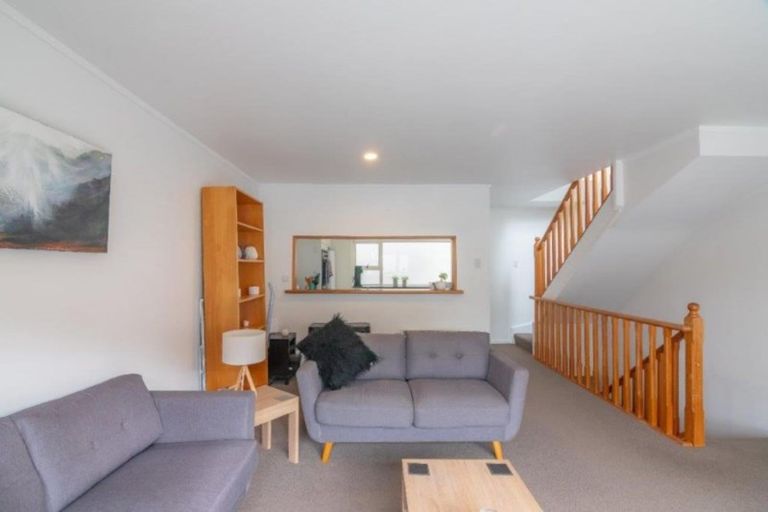 Photo of property in Mcfarlane Mews, 2u8 Mcfarlane Street, Mount Victoria, Wellington, 6011