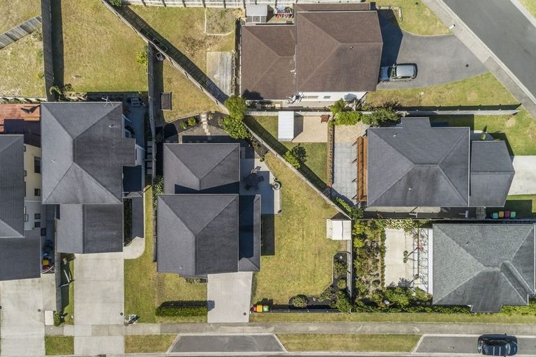 Photo of property in 6 Maylee Crescent, Gulf Harbour, Whangaparaoa, 0930