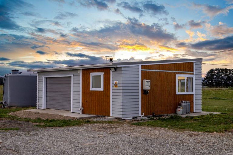 Photo of property in 1260 Thongcaster Road, Burnt Hill, 7495