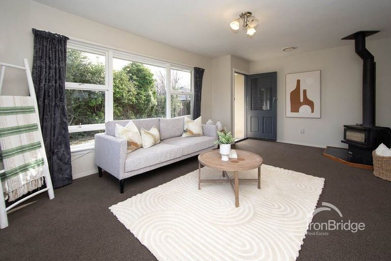 Photo of property in 15 Ruru Road, Linwood, Christchurch, 8062