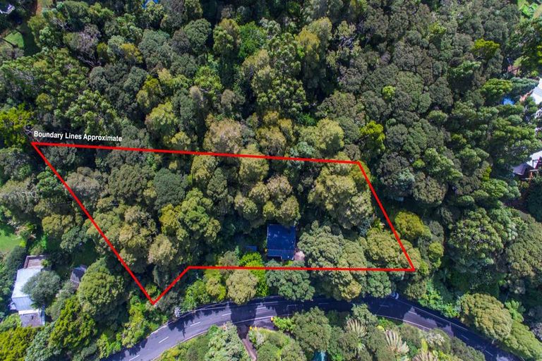 Photo of property in 796 South Titirangi Road, Titirangi, Auckland, 0604