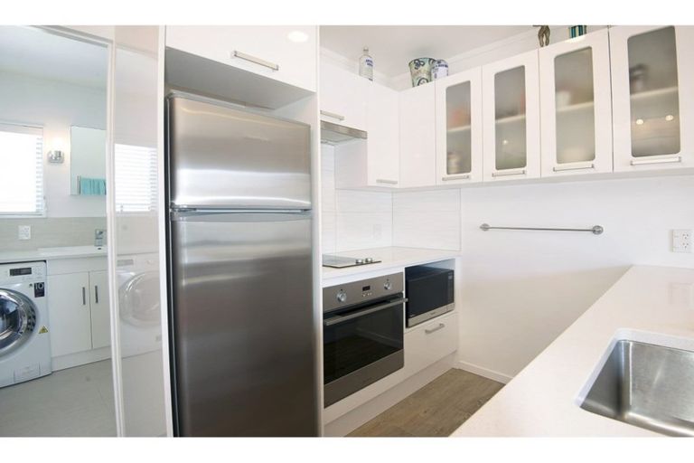 Photo of property in 7/420a Hibiscus Coast Highway, Orewa, 0931