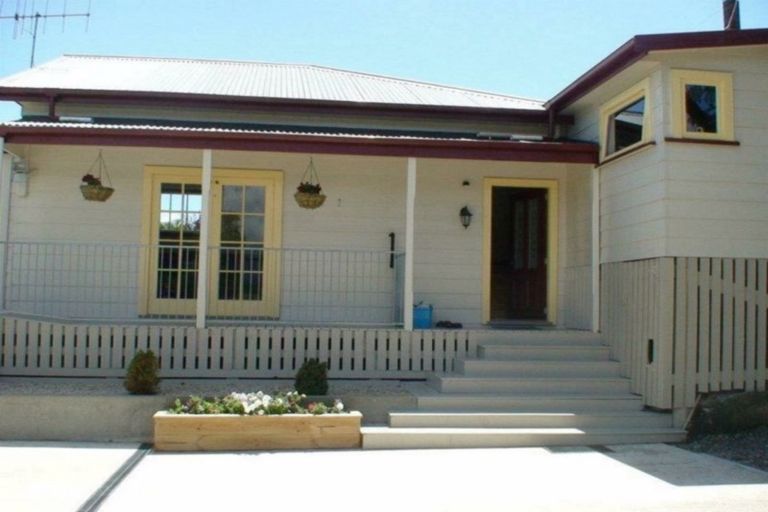 Photo of property in 176 Romilly Street, Westport, 7825