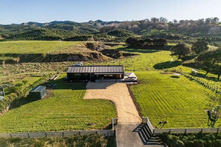 Photo of property in 2480 Kahuranaki Road, Elsthorpe, Havelock North, 4295