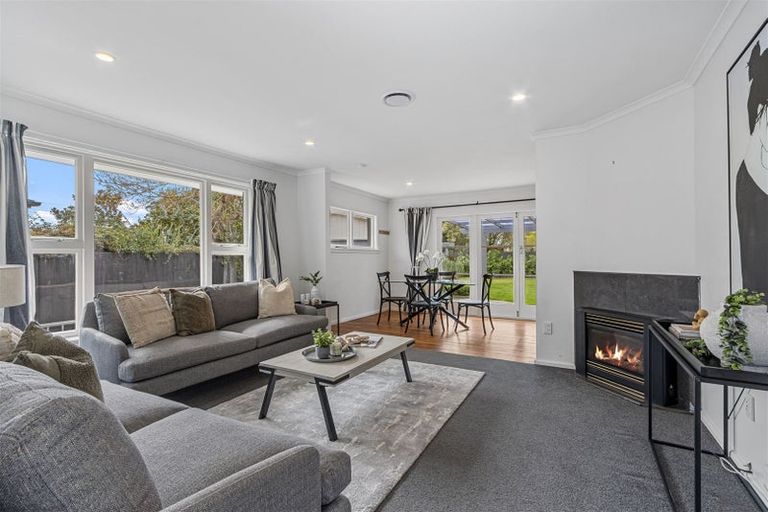 Photo of property in 16 Gregan Crescent, Burnside, Christchurch, 8053