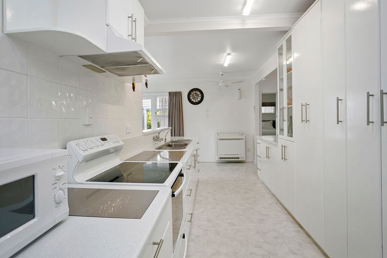 Photo of property in 75 Grey Street, Cambridge, 3434