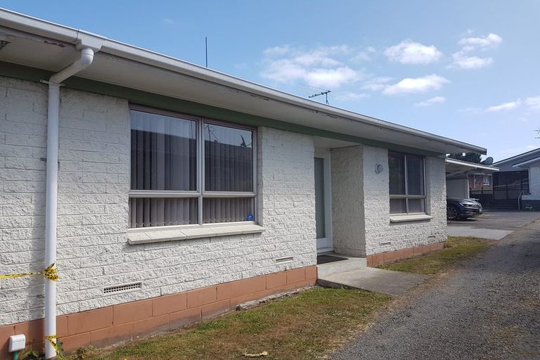 Photo of property in 1/58 Great South Road, Papakura, 2110