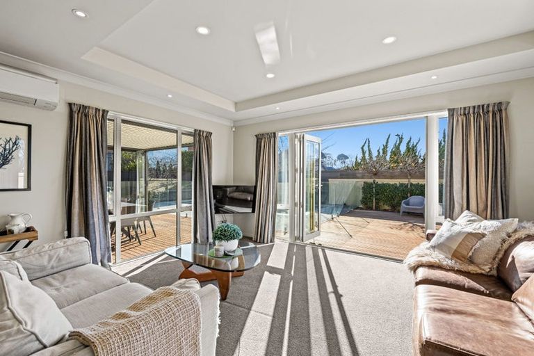 Photo of property in 6 Benmore Gardens, Harewood, Christchurch, 8051