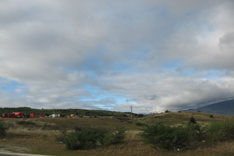 Photo of property in 28 Minaret Ridge, Wanaka, 9305