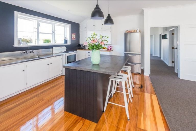 Photo of property in 2 Richmond Street, Whanganui East, Whanganui, 4500