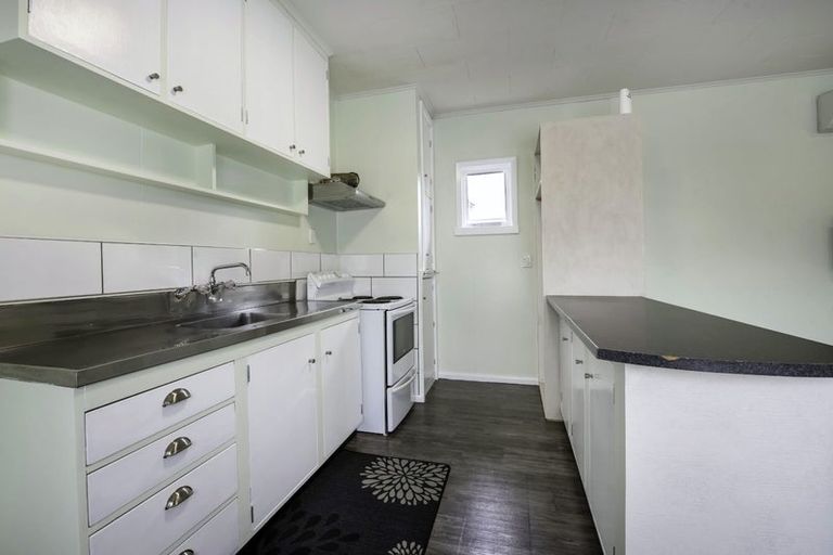 Photo of property in 2/1006 Copeland Road, Akina, Hastings, 4122