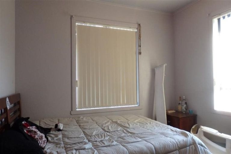 Photo of property in 61 Plumley Crescent, Mangere, Auckland, 2022