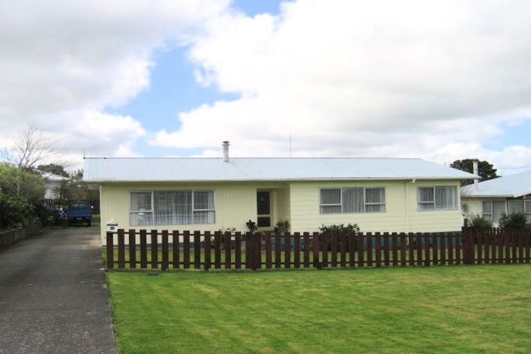 Photo of property in 59 Gorge Road, Maungaturoto, 0520