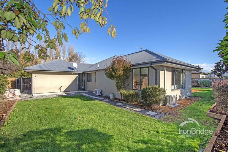 Photo of property in 4 East Ellington Drive, Mairehau, Christchurch, 8052