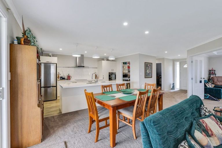 Photo of property in 15 Oak Ridge Drive, Te Awamutu, 3800