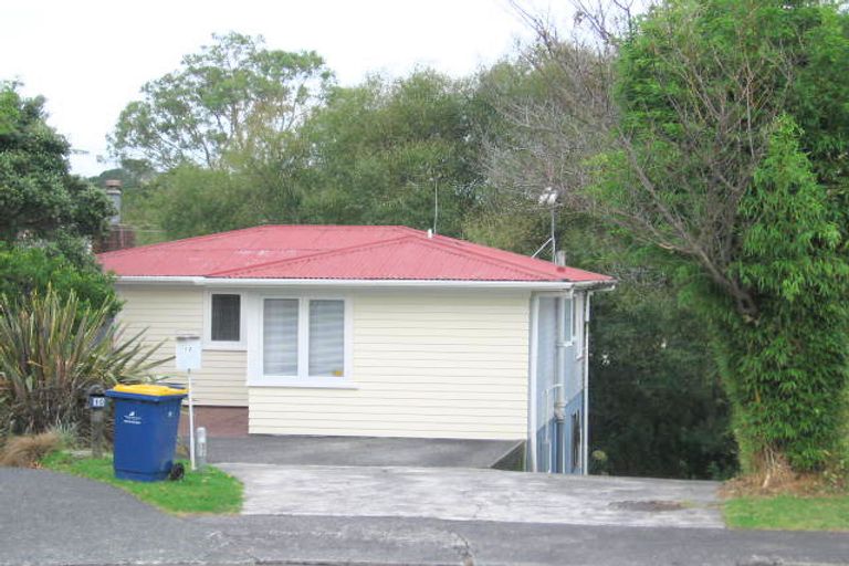 Photo of property in 12 Surat Place, Glen Eden, Auckland, 0602