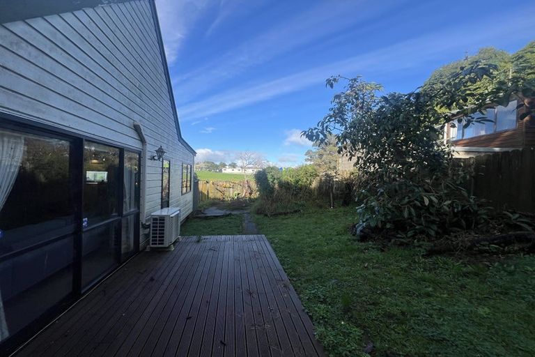 Photo of property in 30 Wells Road, Bucklands Beach, Auckland, 2012