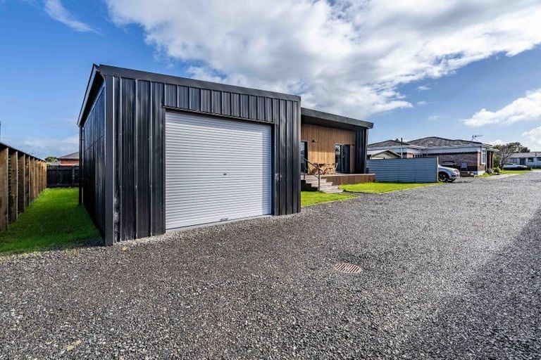 Photo of property in 37 Jenkin Street, Strathern, Invercargill, 9812