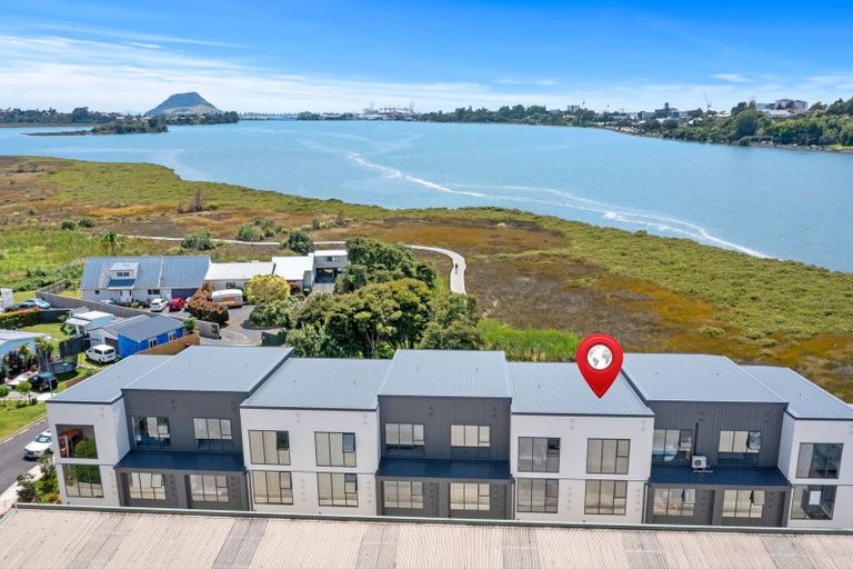Photo of property in 9/29 Montgomery Road, Judea, Tauranga, 3110