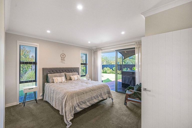 Photo of property in 15 Dollar Place, Prebbleton, 7604