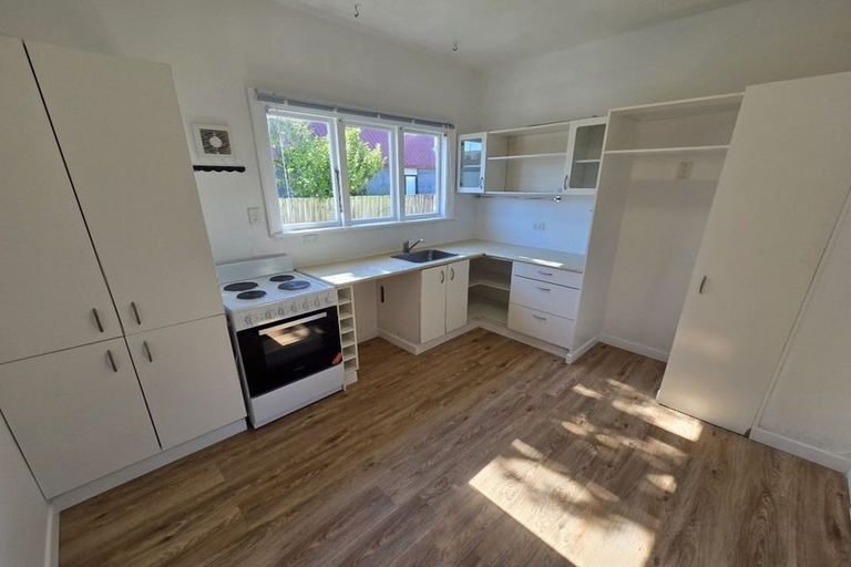 Photo of property in 104 Blenheim Road, Riccarton, Christchurch, 8041