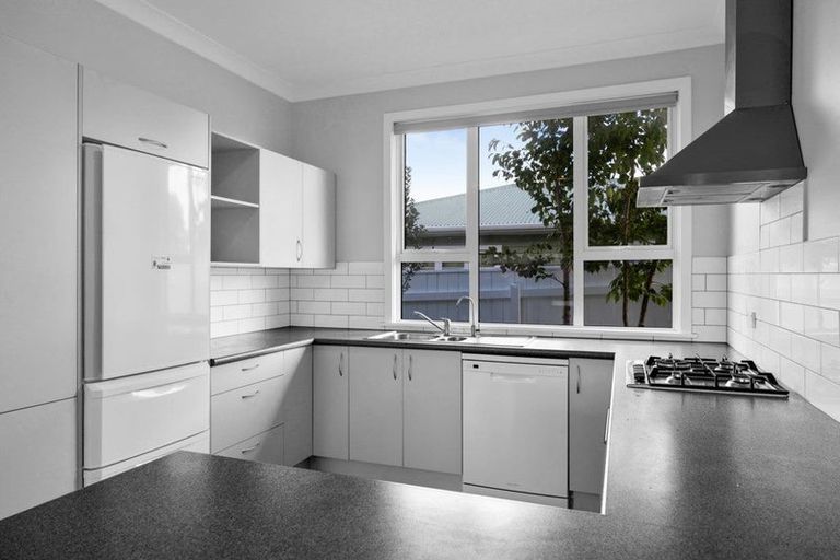 Photo of property in 237 Omata Road, Spotswood, New Plymouth, 4310