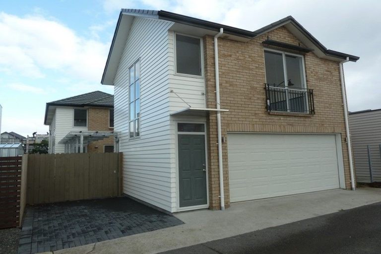 Photo of property in 9 Mcginty Street, Takanini, 2112