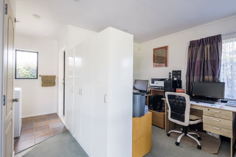 Photo of property in 1 Merlin Close, Huntington, Hamilton, 3210