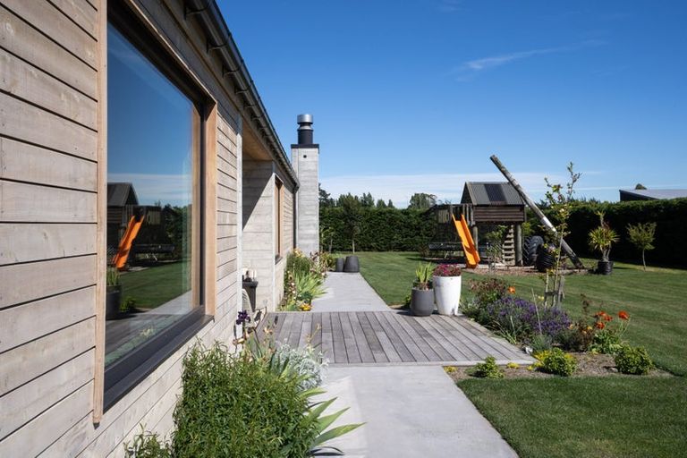 Photo of property in 112 Birchs Road, Prebbleton, 7674