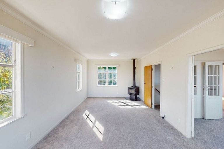Photo of property in 34 Rama Crescent, Khandallah, Wellington, 6035