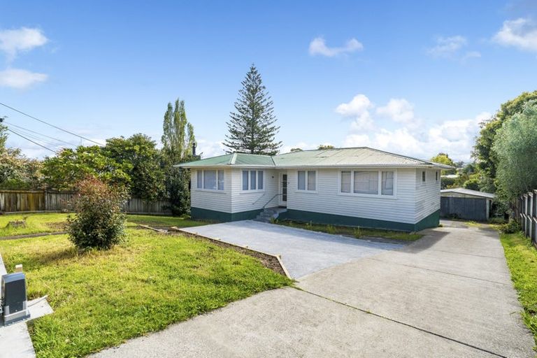 Photo of property in 37 Chorley Avenue, Massey, Auckland, 0614