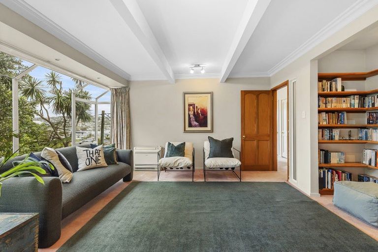 Photo of property in 68 Chamberlain Road, Karori, Wellington, 6012