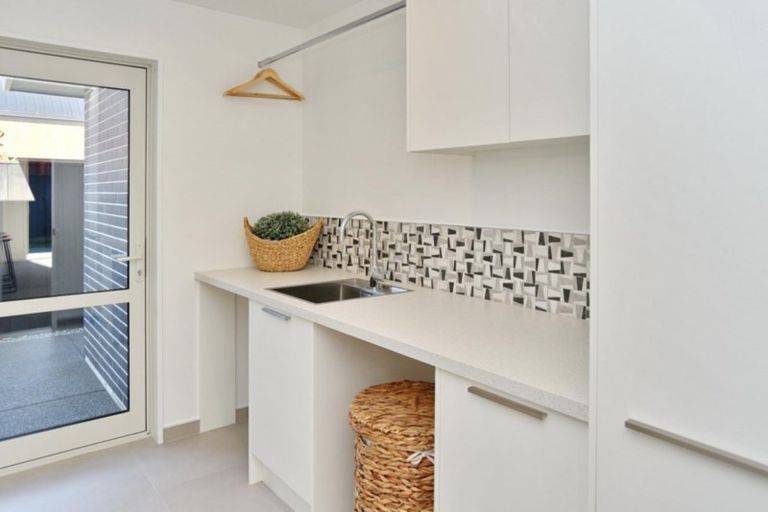 Photo of property in 11 Lewis Close, Rangiora, 7400