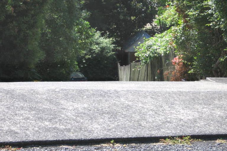 Photo of property in 1/37 Lingham Crescent, Torbay, Auckland, 0630