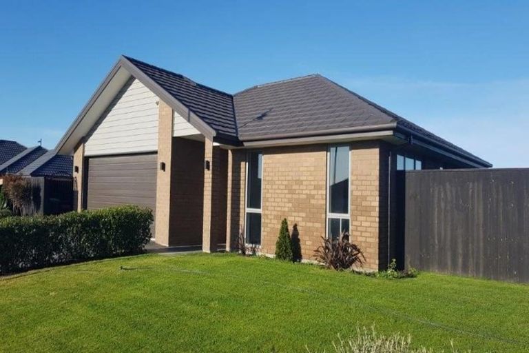 Photo of property in 52 Newman Road, Rolleston, 7614