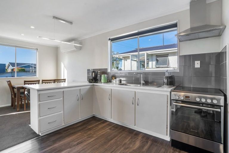 Photo of property in 9 Anne Street, Winton, 9720