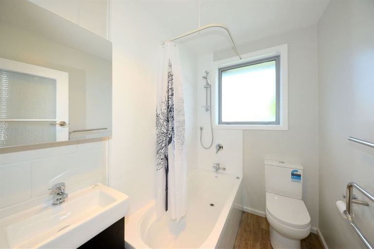 Photo of property in 5/225 Edgeware Road, Edgeware, Christchurch, 8013