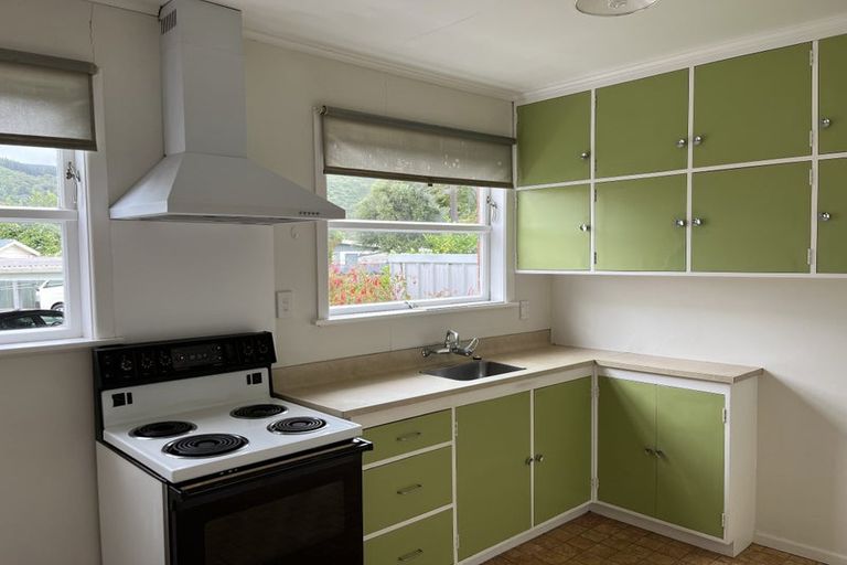 Photo of property in Capulet Flats, 48c Merton Street, Trentham, Upper Hutt, 5018