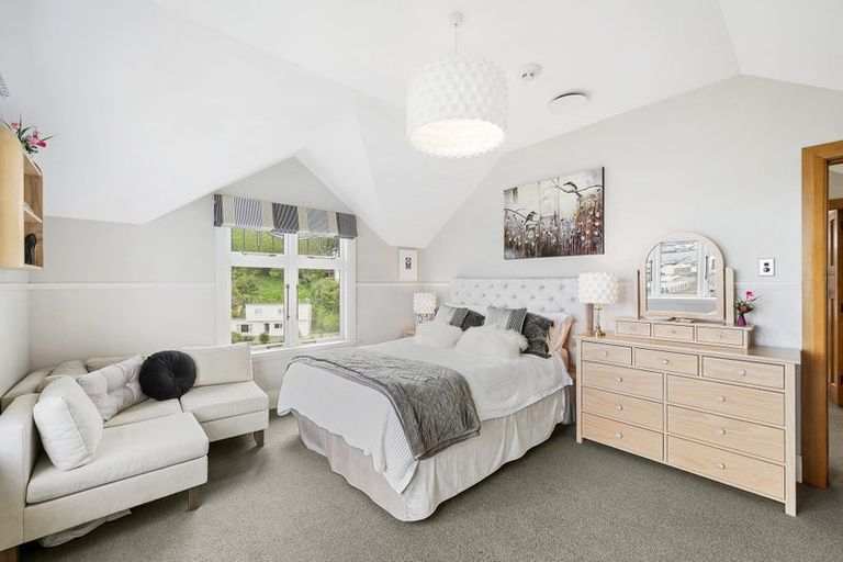 Photo of property in 55 Barnard Street, Wadestown, Wellington, 6012