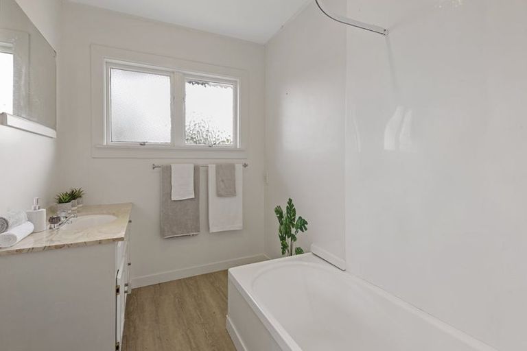 Photo of property in 42 Cardale Street, Darfield, 7510