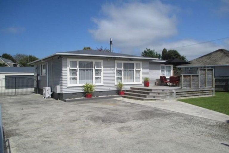 Photo of property in 9 Paisley Street, Levin, 5510