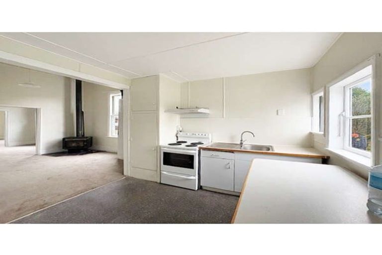 Photo of property in 7 Johnston Street, Foxton, 4814