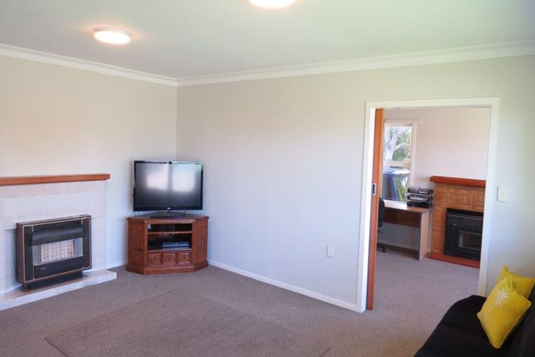 Photo of property in 21 Casper Street, Fairfield, Hamilton, 3214
