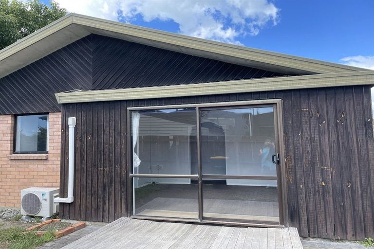 Photo of property in 2/6 Pegasus Avenue, North New Brighton, Christchurch, 8083