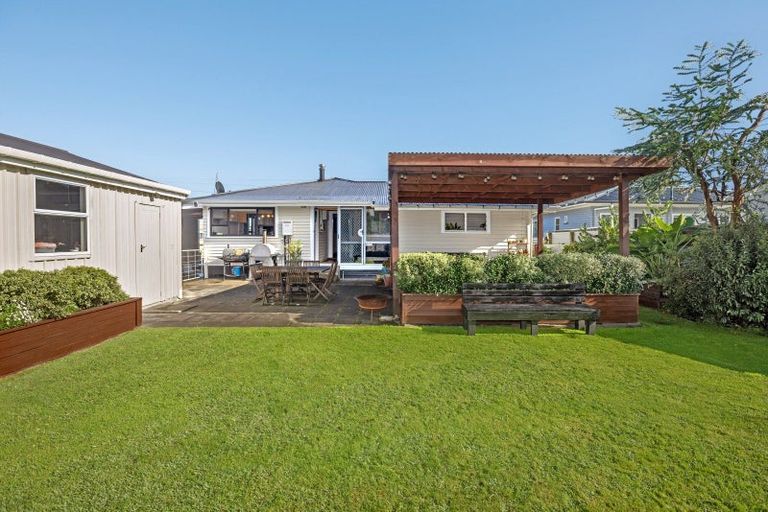 Photo of property in 18 Asquith Street, Te Hapara, Gisborne, 4010