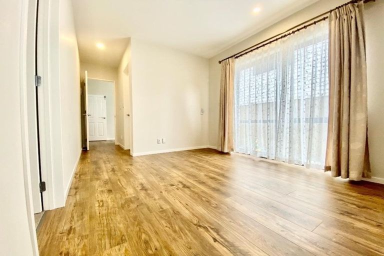Photo of property in 15 Hikuawa Road, Flat Bush, Auckland, 2019