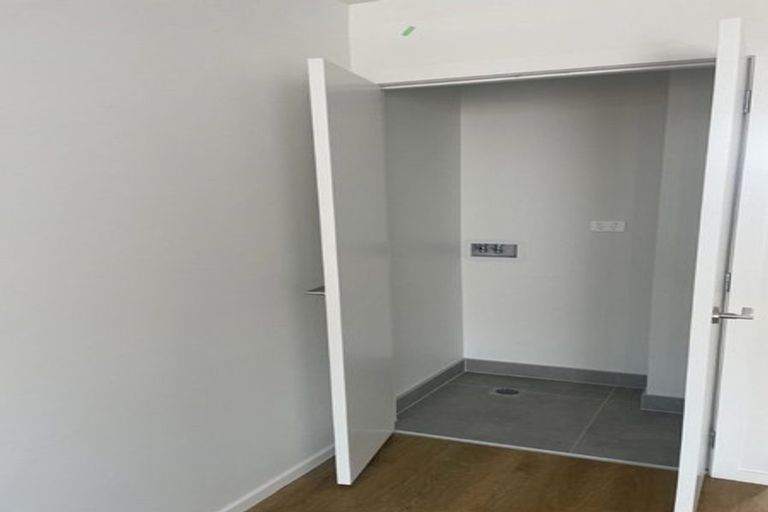 Photo of property in 3/3234 Great North Road, New Lynn, Auckland, 0600