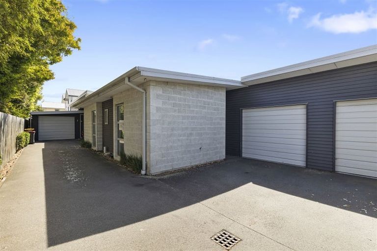 Photo of property in 39 Matipo Street, Riccarton, Christchurch, 8041